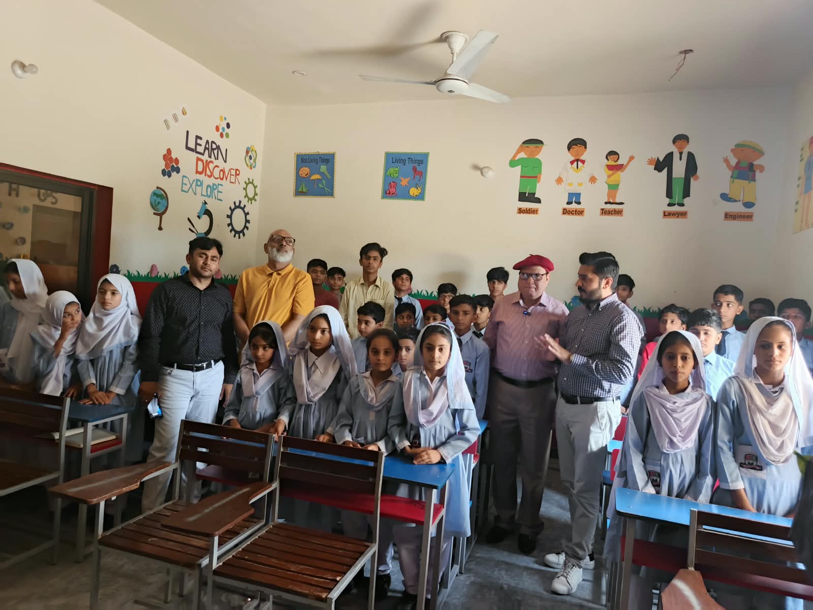 UEWS school, campus and community programme photograph