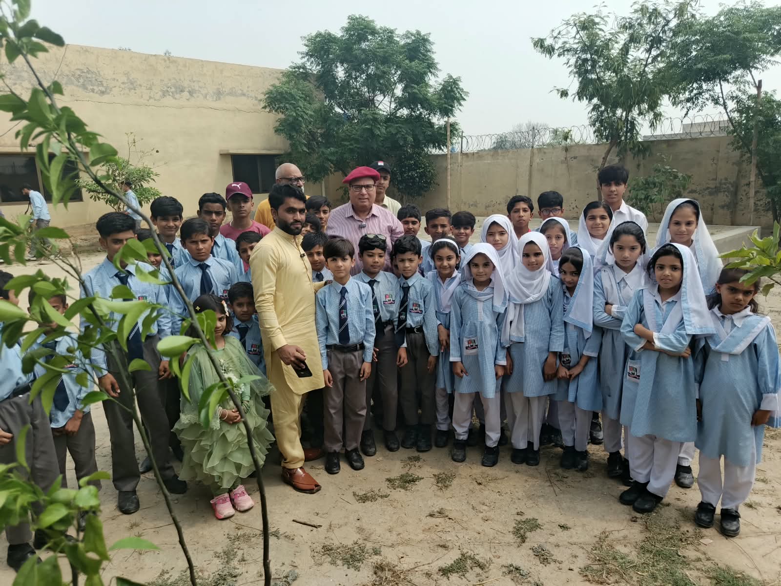 UEWS school, campus and community programme photograph