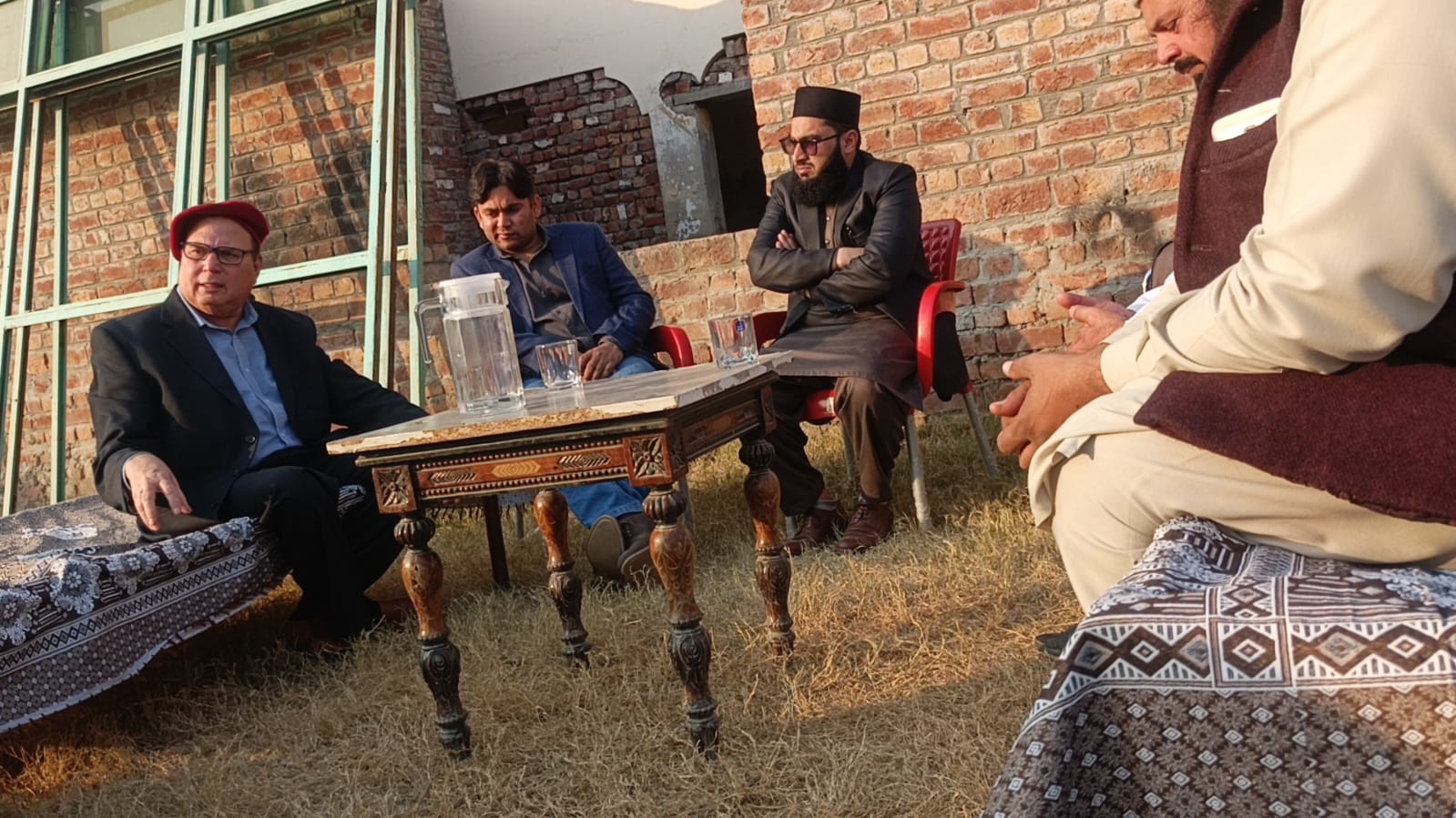 UEWS school, campus and community programme photograph