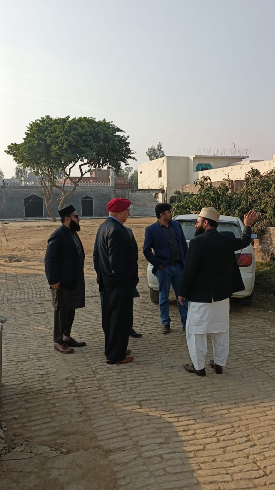 UEWS school, campus and community programme photograph